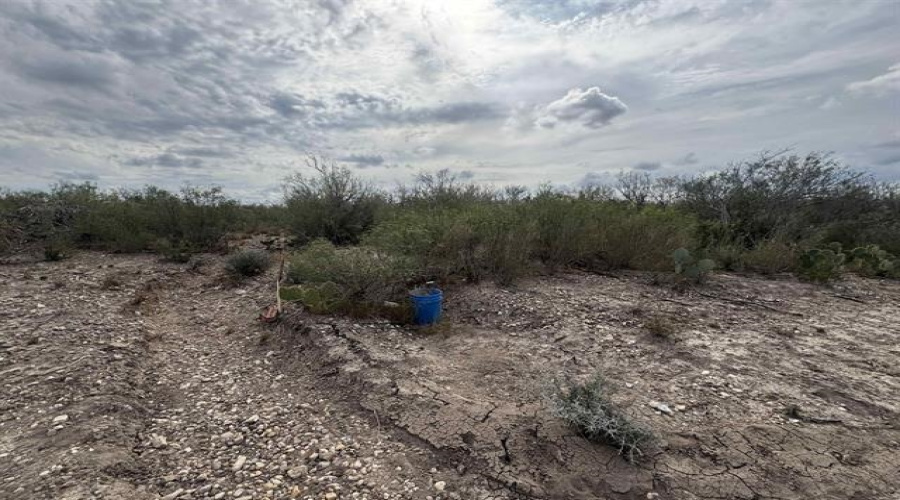 000 Valdez, Laredo, Texas 78041, ,Land,For Sale,000 Valdez,20263434