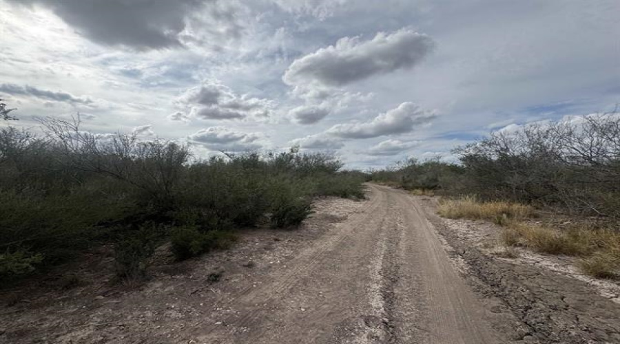 000 Valdez, Laredo, Texas 78041, ,Land,For Sale,000 Valdez,20263434