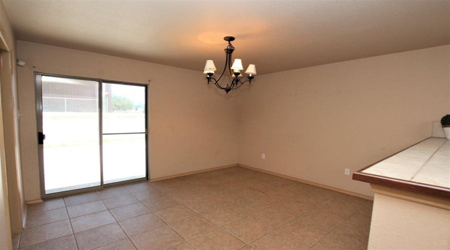 6006 Catedral Lp, Laredo, Texas 78043, 3 Bedrooms Bedrooms, 6 Rooms Rooms,2 BathroomsBathrooms,Residential,For Rent,6006 Catedral Lp,20263415