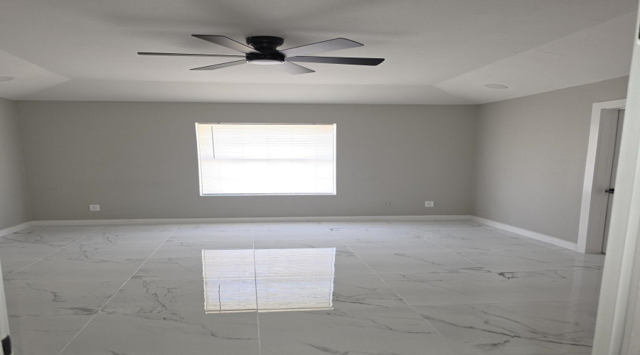 3706 Pine St, Laredo, Texas 78046, 3 Bedrooms Bedrooms, 6 Rooms Rooms,2 BathroomsBathrooms,Residential,For Sale,3706 Pine St,20263420