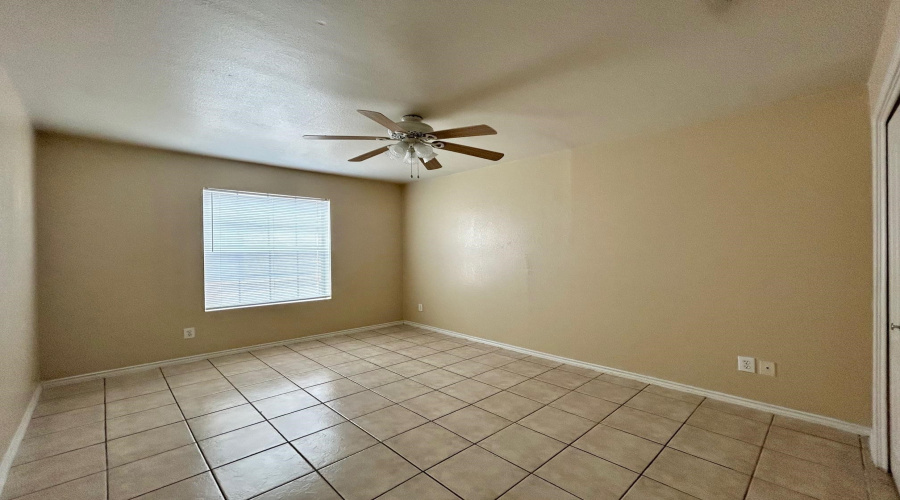203 Martingale Ln, Laredo, Texas 78041, 2 Bedrooms Bedrooms, 4 Rooms Rooms,2 BathroomsBathrooms,Residential,For Rent,203 Martingale Ln,20263422