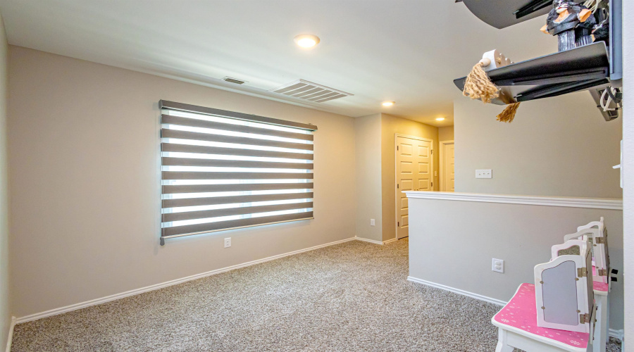 4215 Lorisa, Laredo, Texas 78046, 3 Bedrooms Bedrooms, 6 Rooms Rooms,2 BathroomsBathrooms,Residential,For Sale,4215 Lorisa,20263423