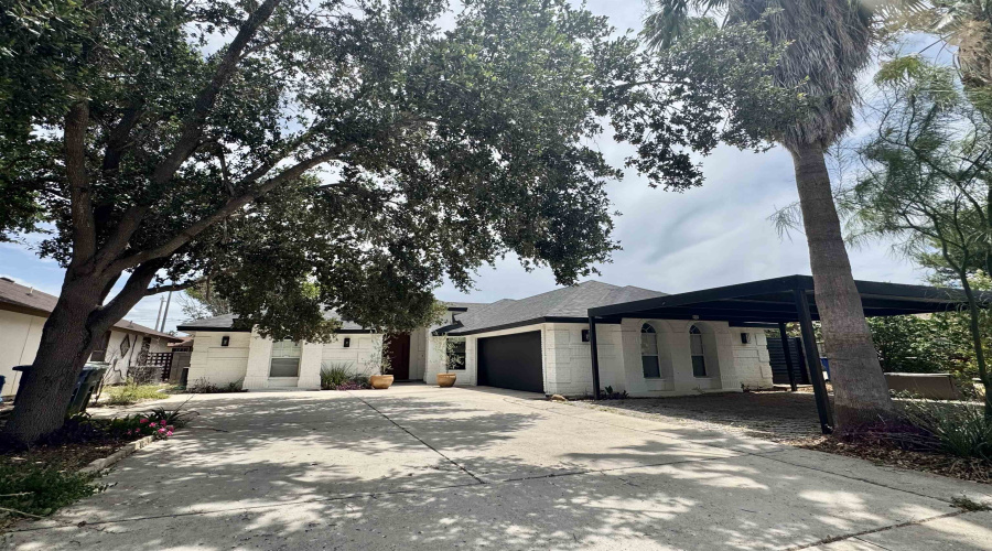 3113 Foggy Lp, Laredo, Texas 78045, 3 Bedrooms Bedrooms, 3 Rooms Rooms,2 BathroomsBathrooms,Residential,For Sale,3113 Foggy Lp,20263427