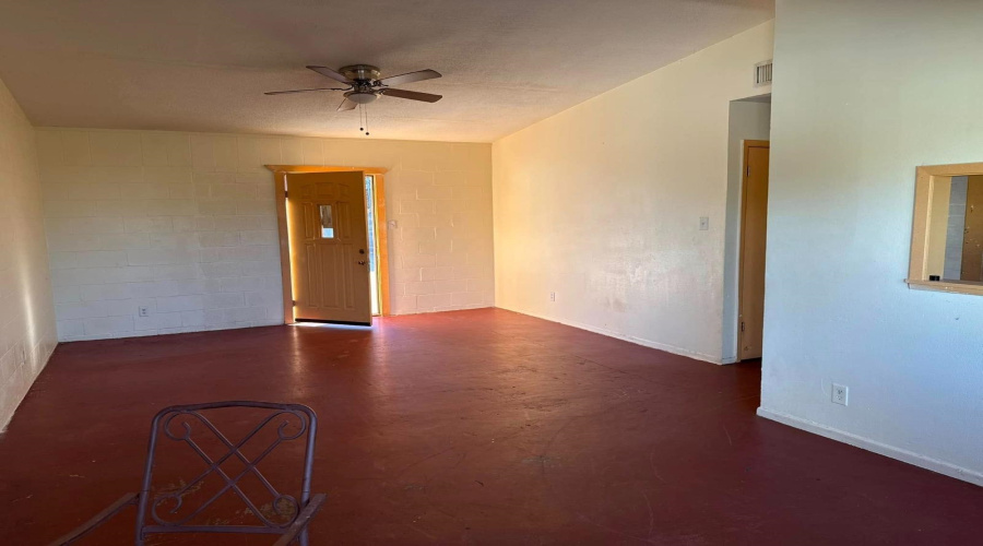 2703 Diaz St, Laredo, Texas 78043, 3 Bedrooms Bedrooms, 7 Rooms Rooms,2 BathroomsBathrooms,Residential,For Rent,2703 Diaz St,20263430