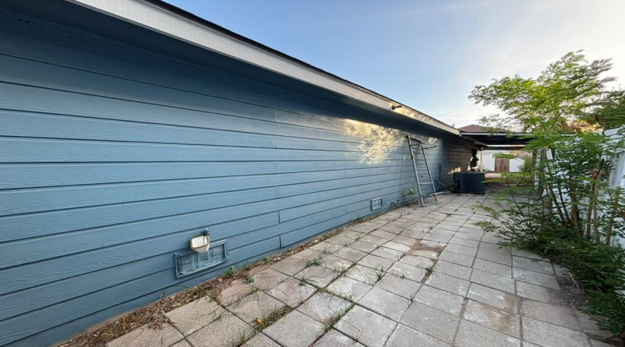17414 College Port Dr, Laredo, Texas 78045, 3 Bedrooms Bedrooms, 5 Rooms Rooms,2 BathroomsBathrooms,Residential,For Sale,17414 College Port Dr,20263432