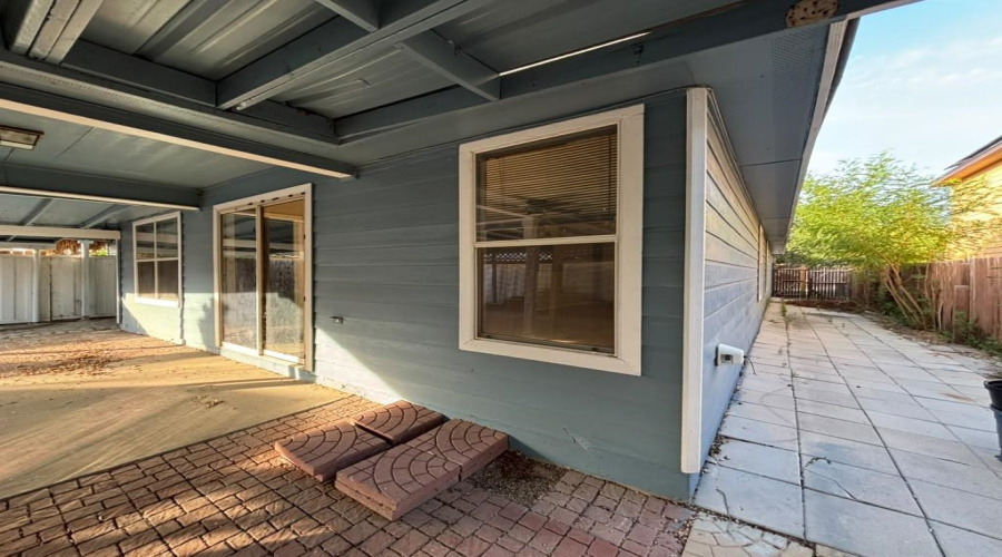 17414 College Port Dr, Laredo, Texas 78045, 3 Bedrooms Bedrooms, 5 Rooms Rooms,2 BathroomsBathrooms,Residential,For Sale,17414 College Port Dr,20263432