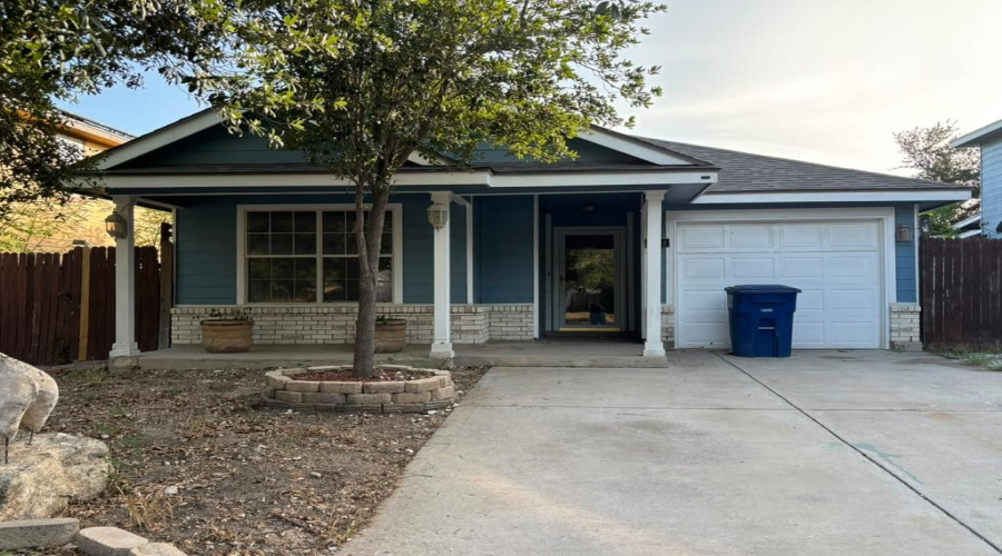17414 College Port Dr, Laredo, Texas 78045, 3 Bedrooms Bedrooms, 5 Rooms Rooms,2 BathroomsBathrooms,Residential,For Rent,17414 College Port Dr,20263433