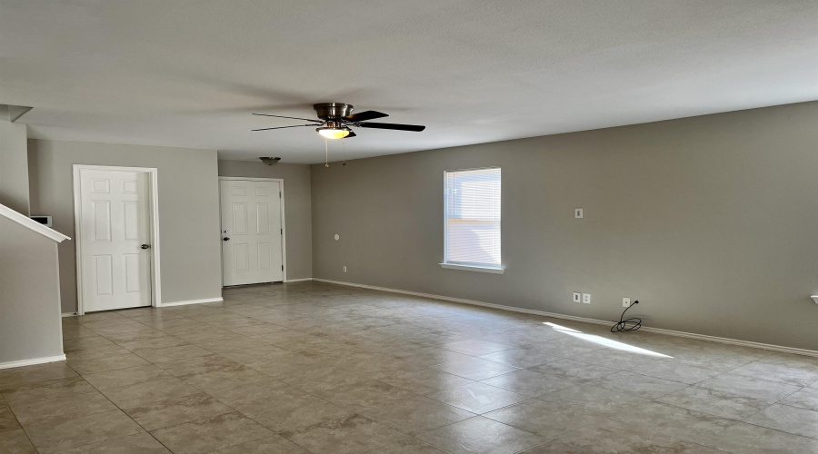 17413 College Port Dr, Laredo, Texas 78045, 4 Bedrooms Bedrooms, 5 Rooms Rooms,2 BathroomsBathrooms,Residential,For Rent,17413 College Port Dr,20263450