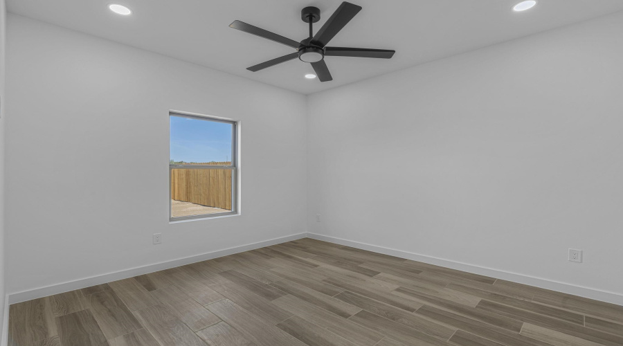 6203 Seminario Ln., Laredo, Texas 78046, 3 Bedrooms Bedrooms, 6 Rooms Rooms,2 BathroomsBathrooms,Residential,For Sale,6203 Seminario Ln.,20263464