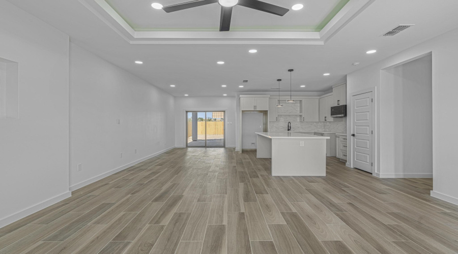 6203 Seminario Ln., Laredo, Texas 78046, 3 Bedrooms Bedrooms, 6 Rooms Rooms,2 BathroomsBathrooms,Residential,For Sale,6203 Seminario Ln.,20263464