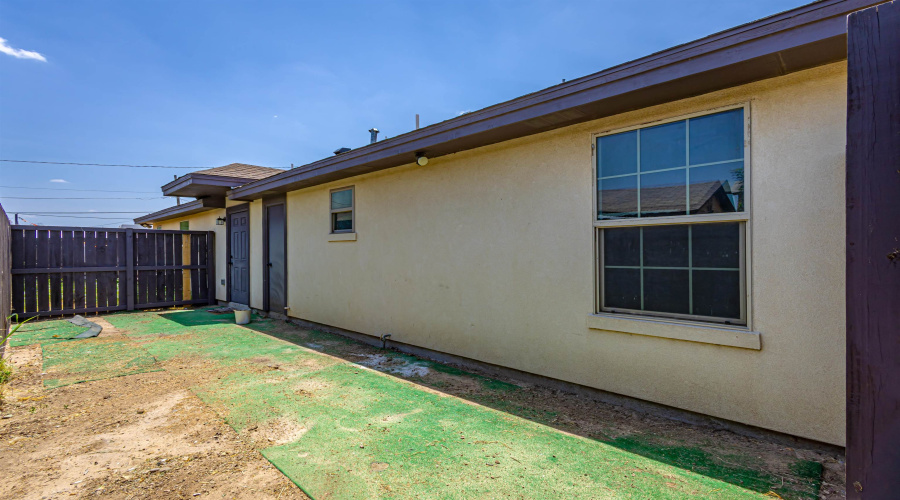 420 Montgomery St, Laredo, Texas 78040, 2 Bedrooms Bedrooms, 4 Rooms Rooms,2 BathroomsBathrooms,Residential,For Rent,420 Montgomery St,20263465