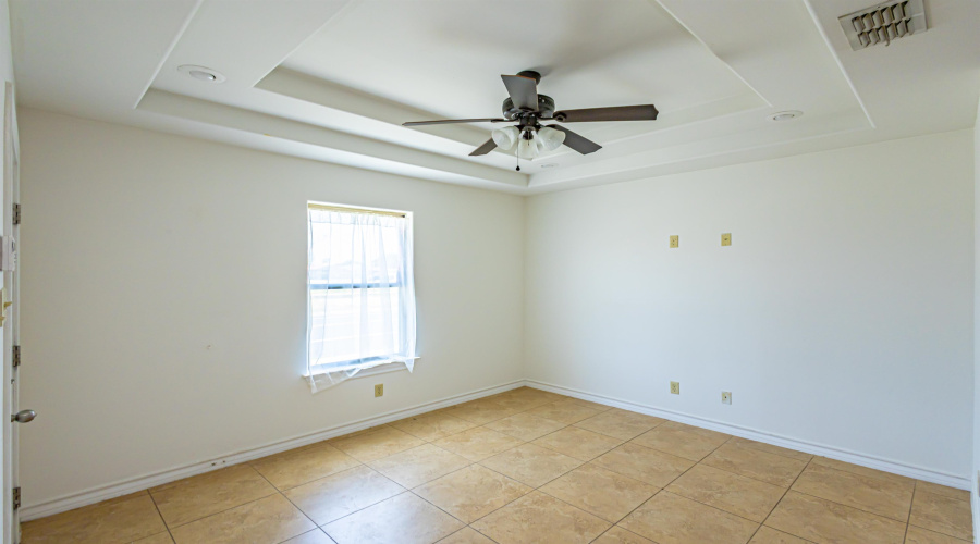 420 Montgomery St, Laredo, Texas 78040, 2 Bedrooms Bedrooms, 4 Rooms Rooms,2 BathroomsBathrooms,Residential,For Rent,420 Montgomery St,20263465