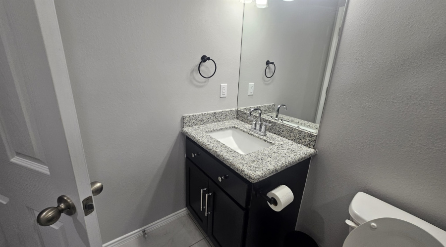 4225 Gavilan Dr., Laredo, Texas 78046, 4 Bedrooms Bedrooms, 7 Rooms Rooms,2 BathroomsBathrooms,Residential,For Rent,4225 Gavilan Dr.,20263468