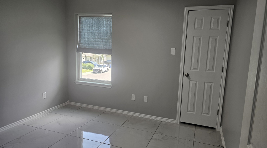 4225 Gavilan Dr., Laredo, Texas 78046, 4 Bedrooms Bedrooms, 7 Rooms Rooms,2 BathroomsBathrooms,Residential,For Rent,4225 Gavilan Dr.,20263468