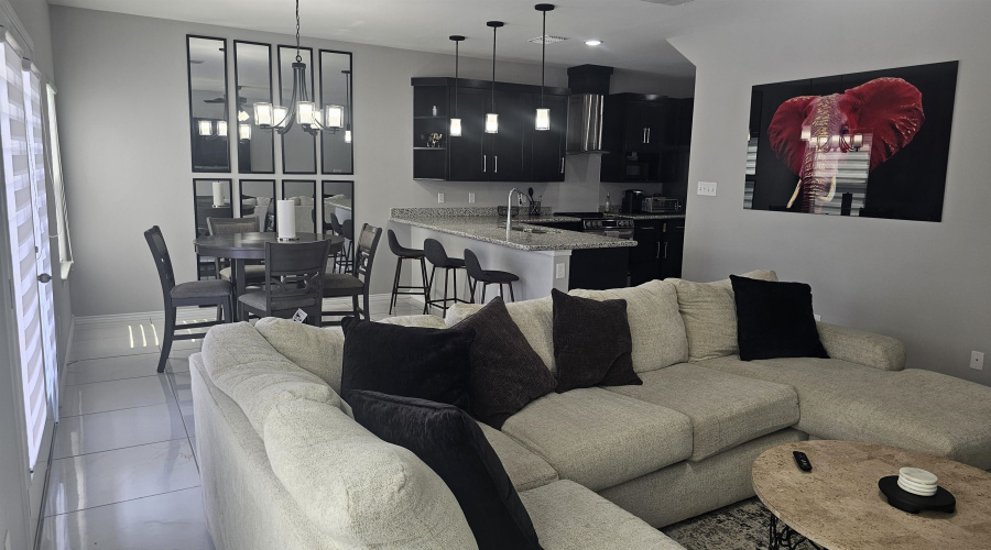 4225 Gavilan Dr., Laredo, Texas 78046, 4 Bedrooms Bedrooms, 7 Rooms Rooms,2 BathroomsBathrooms,Residential,For Rent,4225 Gavilan Dr.,20263468