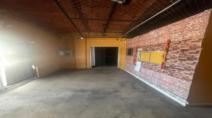 815 Park St, Laredo, Texas 78040, ,2 BathroomsBathrooms,Commercial retail/office,For Sale,815 Park St,20263466