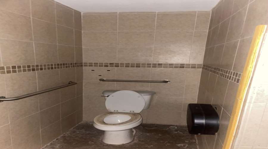 815 Park St, Laredo, Texas 78040, ,2 BathroomsBathrooms,Commercial retail/office,For Sale,815 Park St,20263466