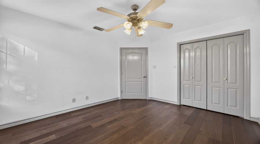 627 Anfield Lp, Laredo, Texas 78045, 3 Bedrooms Bedrooms, 5 Rooms Rooms,2 BathroomsBathrooms,Residential,For Sale,627 Anfield Lp,20263469