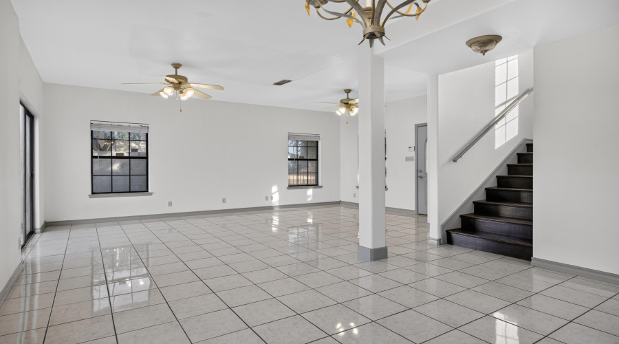627 Anfield Lp, Laredo, Texas 78045, 3 Bedrooms Bedrooms, 5 Rooms Rooms,2 BathroomsBathrooms,Residential,For Sale,627 Anfield Lp,20263469