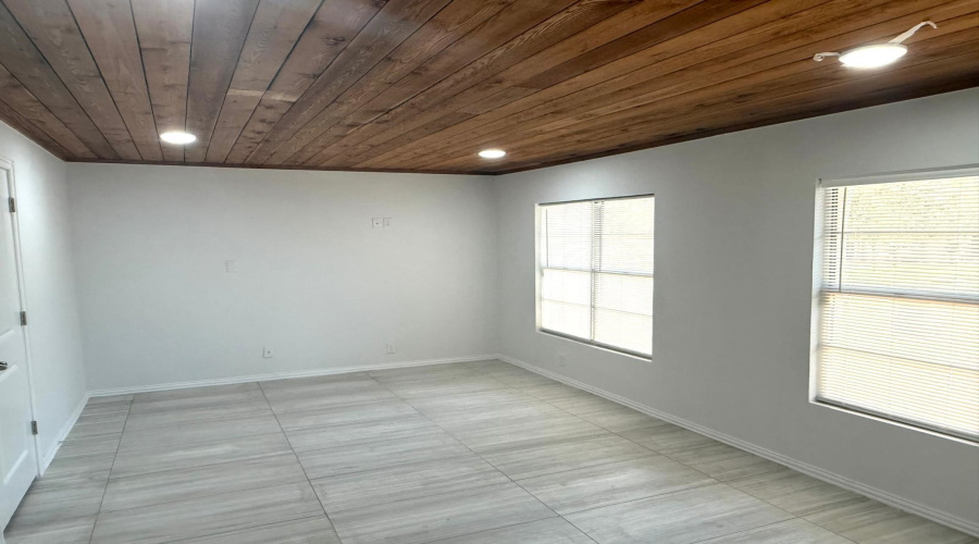 608 Sesame Ln, Laredo, Texas 78045, 4 Bedrooms Bedrooms, 7 Rooms Rooms,2 BathroomsBathrooms,Residential,For Rent,608 Sesame Ln,20263470