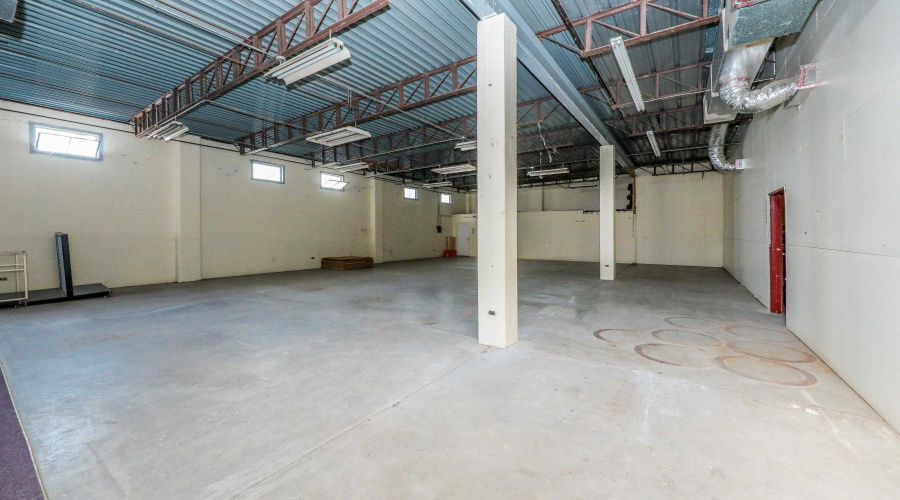 900 Lincoln St, Laredo, Texas 78040, 1 Room Rooms,1 BathroomBathrooms,Commercial retail/office,For Rent,900 Lincoln St,20263473