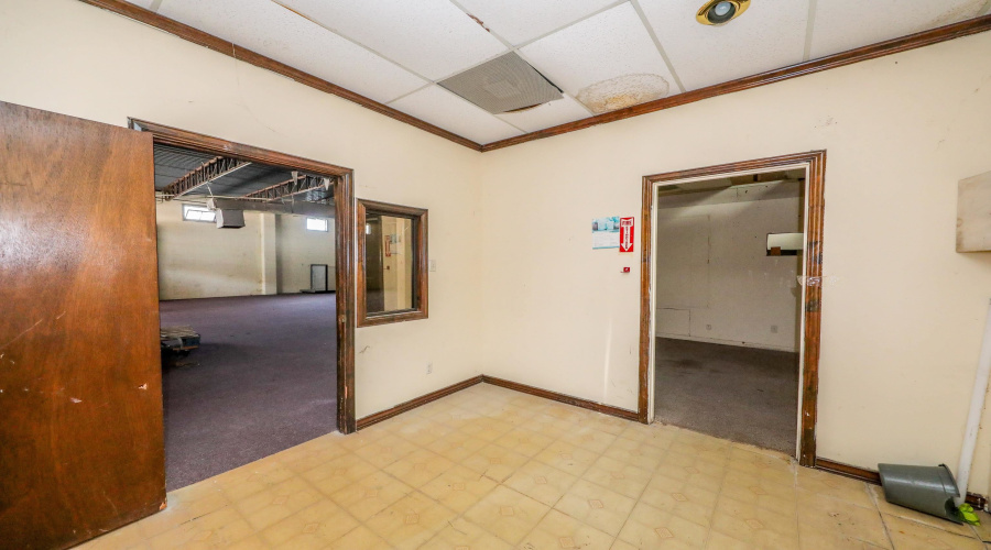 900 Lincoln St, Laredo, Texas 78040, 1 Room Rooms,1 BathroomBathrooms,Commercial retail/office,For Rent,900 Lincoln St,20263473