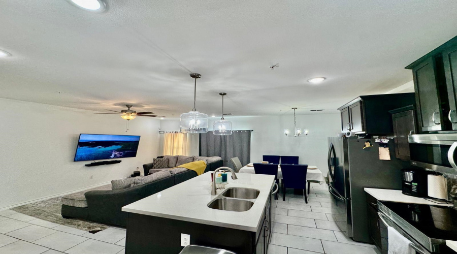 9908 Borna, Laredo, Texas 78045, 3 Bedrooms Bedrooms, 5 Rooms Rooms,2 BathroomsBathrooms,Residential,For Sale,9908 Borna,20263484