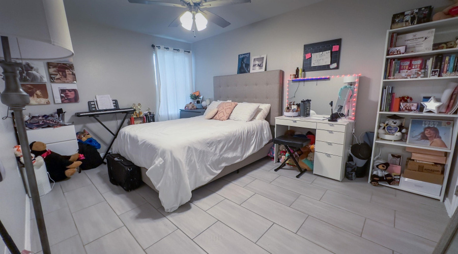 1007 Kus Dr., Laredo, Texas 78045, 4 Bedrooms Bedrooms, 7 Rooms Rooms,2 BathroomsBathrooms,Residential,For Sale,1007 Kus Dr.,20263485