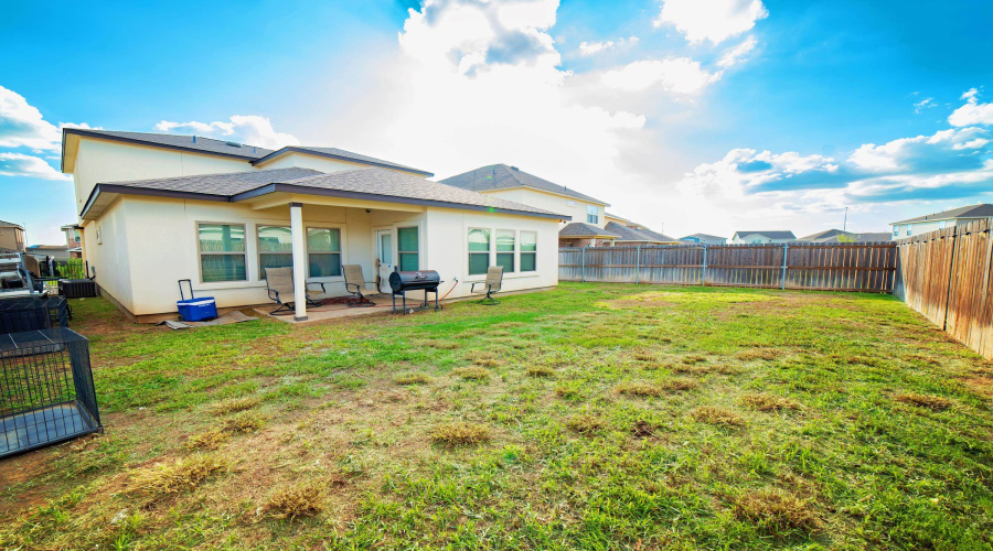1007 Kus Dr., Laredo, Texas 78045, 4 Bedrooms Bedrooms, 7 Rooms Rooms,2 BathroomsBathrooms,Residential,For Rent,1007 Kus Dr.,20263486