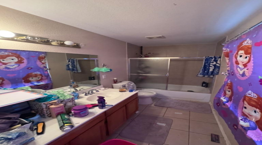 3119 Moondance Ct, Laredo, Texas 78045, 4 Bedrooms Bedrooms, 5 Rooms Rooms,2 BathroomsBathrooms,Residential,For Sale,3119 Moondance Ct,20263488