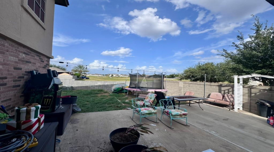 3119 Moondance Ct, Laredo, Texas 78045, 4 Bedrooms Bedrooms, 5 Rooms Rooms,2 BathroomsBathrooms,Residential,For Sale,3119 Moondance Ct,20263488