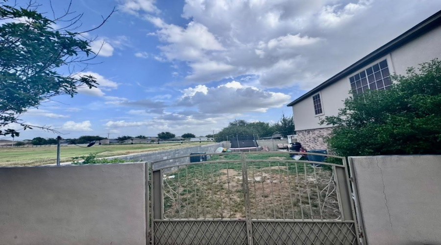 3119 Moondance Ct, Laredo, Texas 78045, 4 Bedrooms Bedrooms, 5 Rooms Rooms,2 BathroomsBathrooms,Residential,For Sale,3119 Moondance Ct,20263488