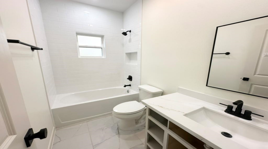 1634 Secretaria Ln., Laredo, Texas 78046, 3 Bedrooms Bedrooms, 5 Rooms Rooms,2 BathroomsBathrooms,Residential,For Sale,1634 Secretaria Ln.,20263489