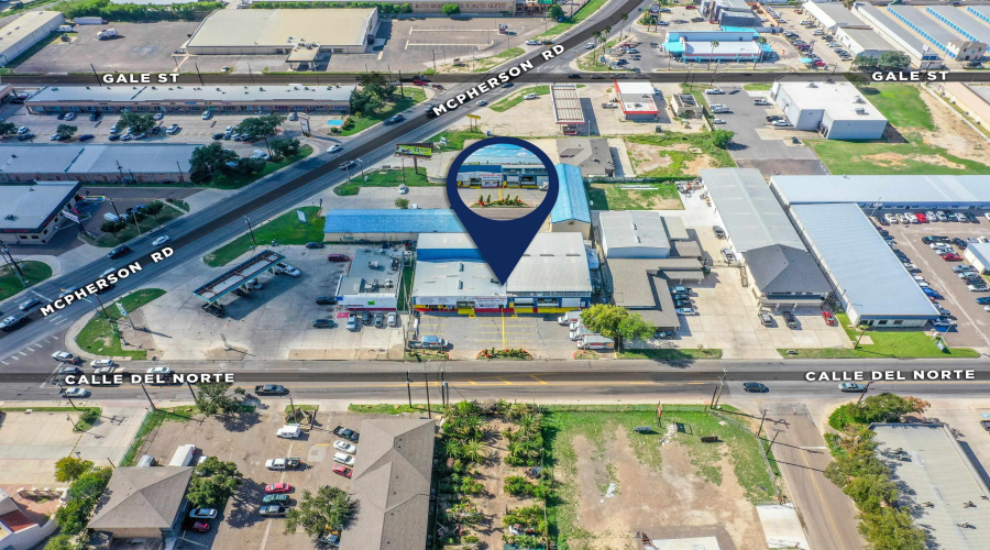 1613 Calle Del Norte, Laredo, Texas 78041-5933, 1 Room Rooms,4 BathroomsBathrooms,Commercial retail/office,For Sale,1613 Calle Del Norte,20263495