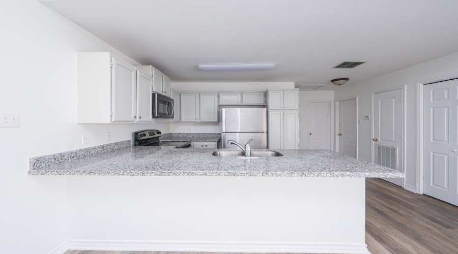 752 Buffalo Ct, LAREDO, Texas 78045, 3 Bedrooms Bedrooms, 5 Rooms Rooms,2 BathroomsBathrooms,Residential,For Sale,752 Buffalo Ct,20263491