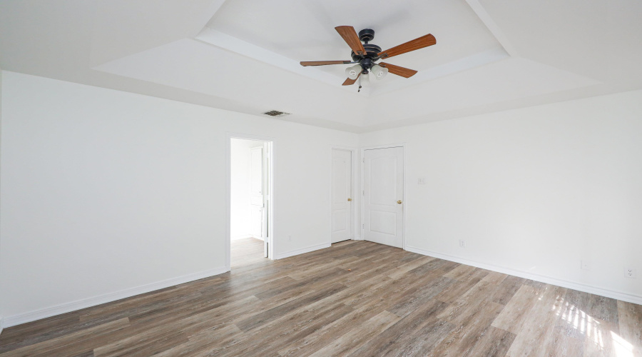 752 Buffalo Ct, LAREDO, Texas 78045, 3 Bedrooms Bedrooms, 5 Rooms Rooms,2 BathroomsBathrooms,Residential,For Sale,752 Buffalo Ct,20263491
