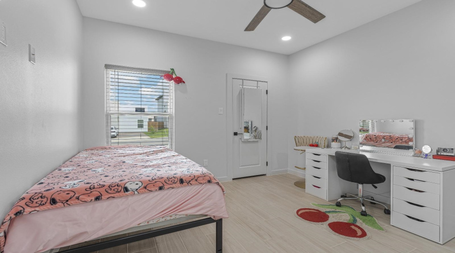 1613 Coba Dr., Laredo, Texas 78046-46, 3 Bedrooms Bedrooms, 7 Rooms Rooms,2 BathroomsBathrooms,Residential,For Rent,1613 Coba Dr.,20263492