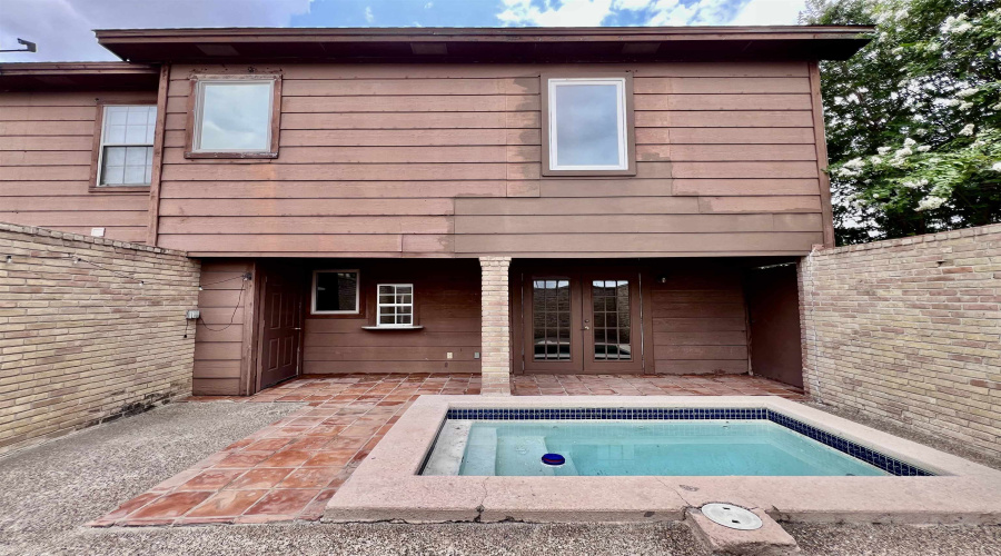 207 Martingale Ln, Laredo, Texas 78041, 3 Bedrooms Bedrooms, 5 Rooms Rooms,3 BathroomsBathrooms,Residential,For Rent,207 Martingale Ln,20263493