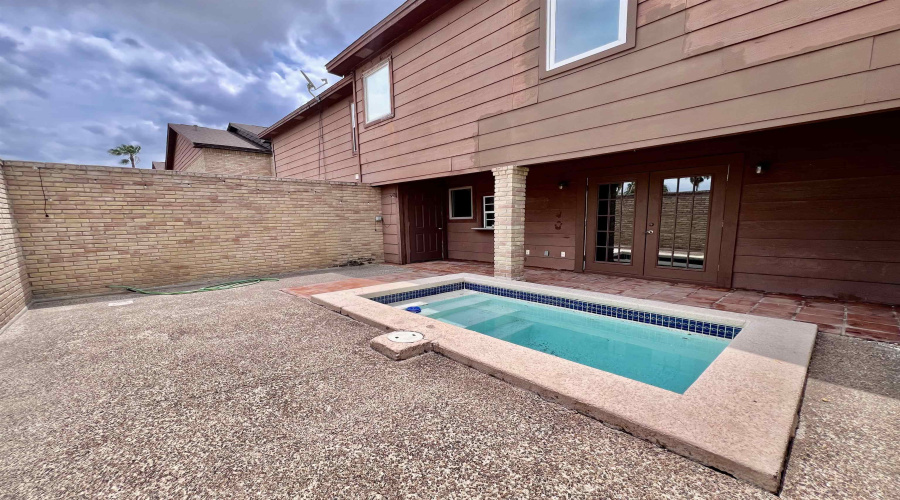 207 Martingale Ln, Laredo, Texas 78041, 3 Bedrooms Bedrooms, 5 Rooms Rooms,3 BathroomsBathrooms,Residential,For Rent,207 Martingale Ln,20263493