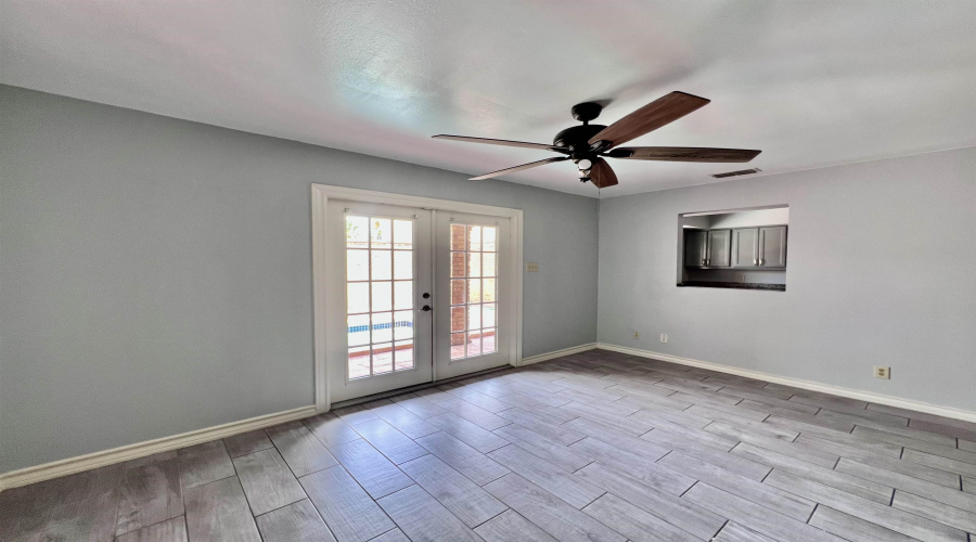 207 Martingale Ln, Laredo, Texas 78041, 3 Bedrooms Bedrooms, 5 Rooms Rooms,3 BathroomsBathrooms,Residential,For Rent,207 Martingale Ln,20263493