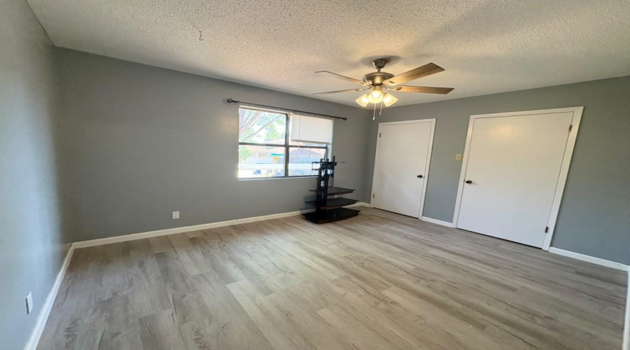 1803 Reynolds St, Laredo, Texas 78043, 2 Bedrooms Bedrooms, 4 Rooms Rooms,1 BathroomBathrooms,Residential,For Rent,1803 Reynolds St,20263499