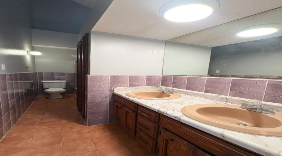 1803 Reynolds St, Laredo, Texas 78043, 2 Bedrooms Bedrooms, 4 Rooms Rooms,1 BathroomBathrooms,Residential,For Rent,1803 Reynolds St,20263499