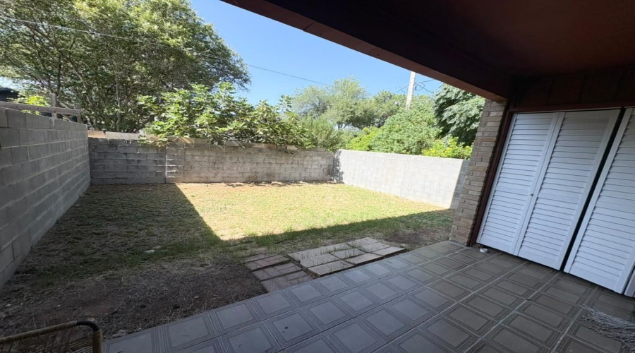 1803 Reynolds St, Laredo, Texas 78043, 2 Bedrooms Bedrooms, 4 Rooms Rooms,1 BathroomBathrooms,Residential,For Rent,1803 Reynolds St,20263499