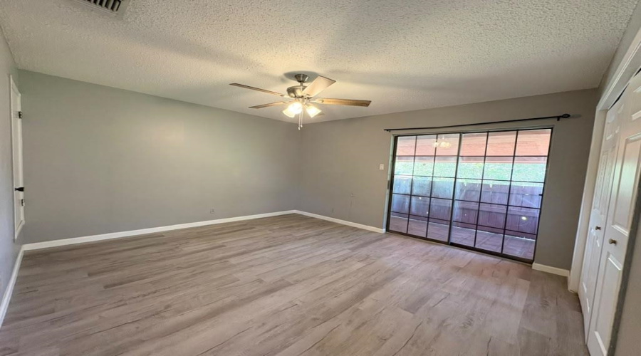 1803 Reynolds St, Laredo, Texas 78043, 2 Bedrooms Bedrooms, 4 Rooms Rooms,1 BathroomBathrooms,Residential,For Rent,1803 Reynolds St,20263499