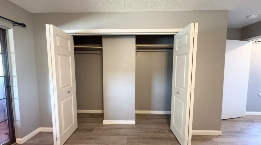 1803 Reynolds St, Laredo, Texas 78043, 2 Bedrooms Bedrooms, 4 Rooms Rooms,1 BathroomBathrooms,Residential,For Rent,1803 Reynolds St,20263499