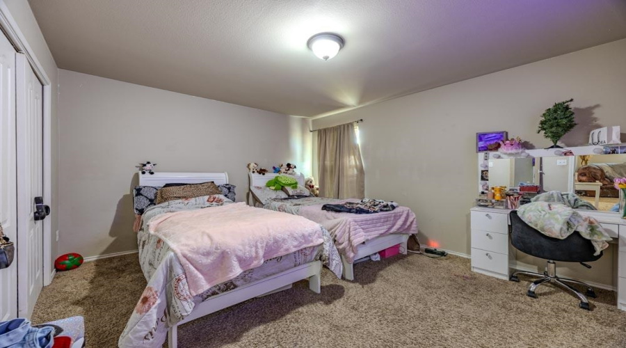 1615 Ann Harbor St, Laredo, Texas 78045, 4 Bedrooms Bedrooms, 8 Rooms Rooms,2 BathroomsBathrooms,Residential,For Sale,1615 Ann Harbor St,20263501