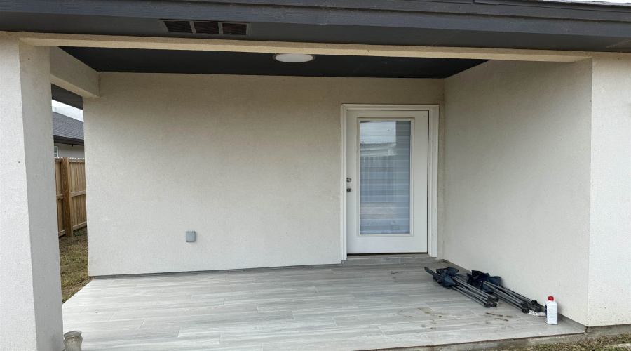 6708 El Jinete Dr., LAREDO, Texas 78043, 3 Bedrooms Bedrooms, 5 Rooms Rooms,2 BathroomsBathrooms,Residential,For Rent,6708 El Jinete Dr.,20263505
