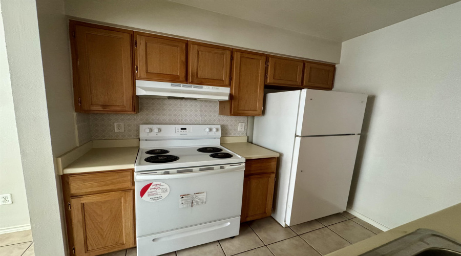 203 Martingale Ln, Laredo, Texas 78041, 2 Bedrooms Bedrooms, 5 Rooms Rooms,2 BathroomsBathrooms,Residential,For Sale,203 Martingale Ln,20263507
