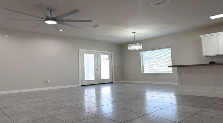 1416 Riddle Dr, LAREDO, Texas 78046, 3 Bedrooms Bedrooms, 5 Rooms Rooms,2 BathroomsBathrooms,Residential,For Sale,1416 Riddle Dr,20263508