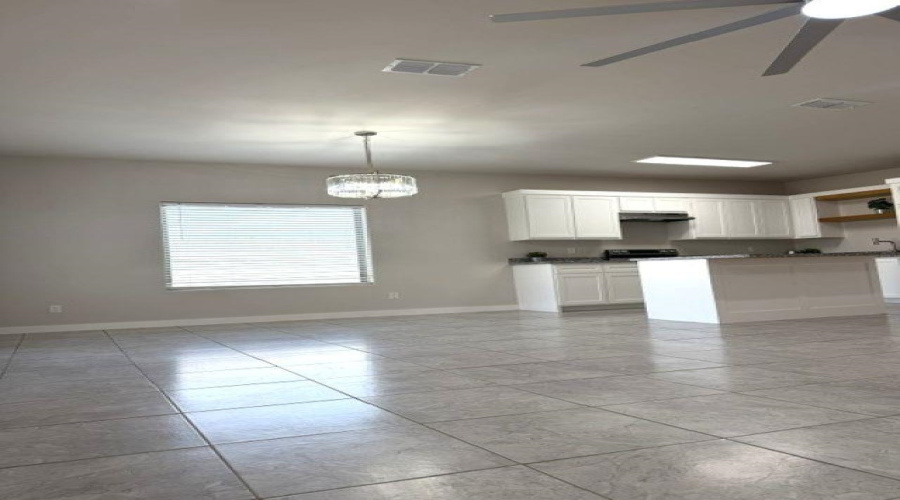 1416 Riddle Dr, LAREDO, Texas 78046, 3 Bedrooms Bedrooms, 5 Rooms Rooms,2 BathroomsBathrooms,Residential,For Sale,1416 Riddle Dr,20263508